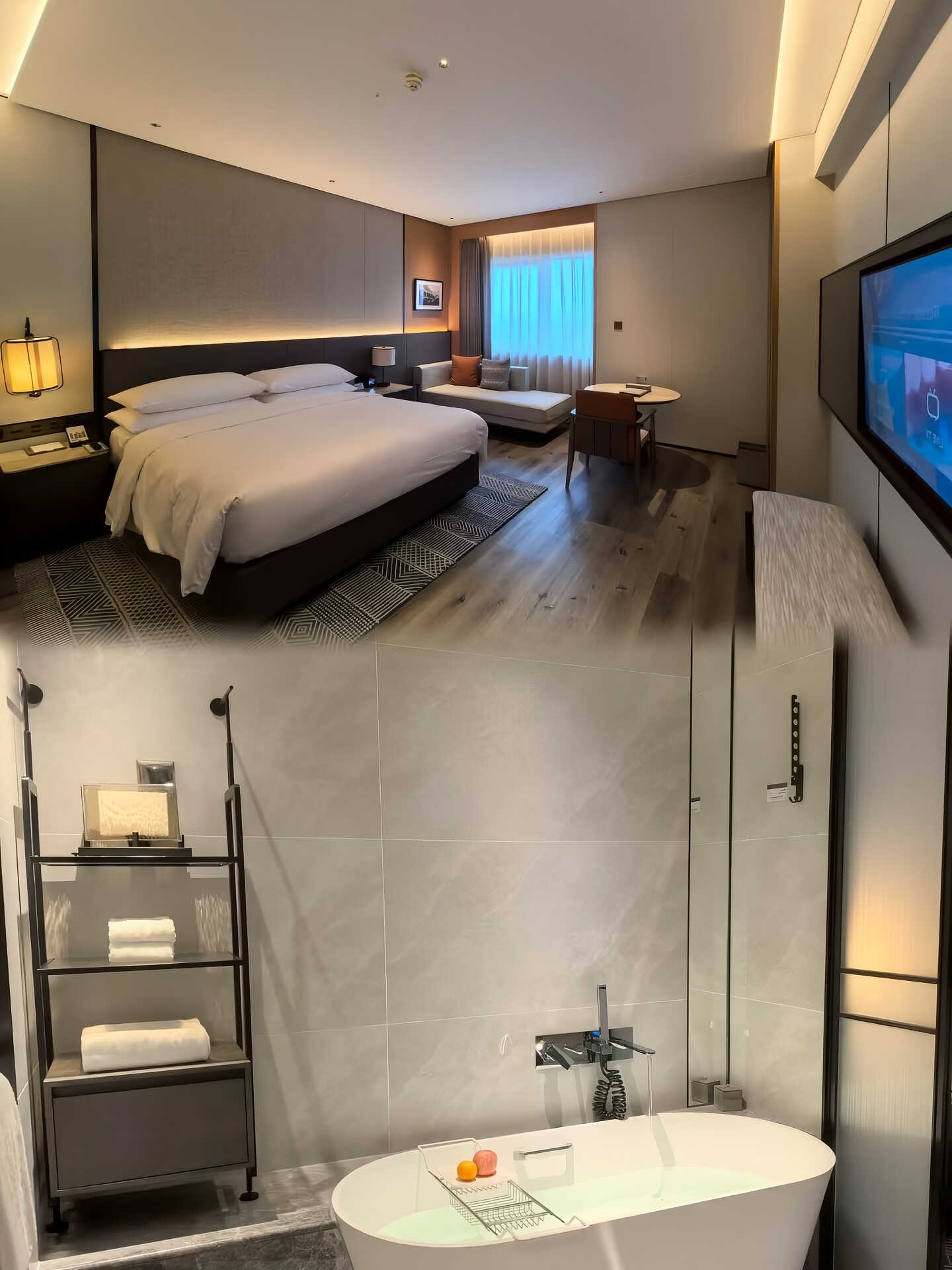 My girlfriend couldn't stop raving about this hotel - so comfortable we didn't want to check out!
