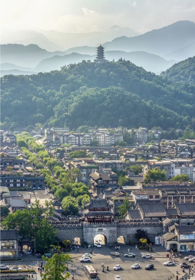 都江堰必打卡|宣化門古鎮，穿越千年煙火