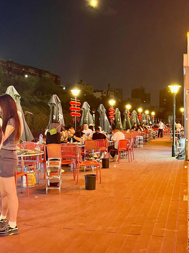 老洛陽龍蝦館 | 一口鮮香，尋回古都夏夜的煙火舊夢