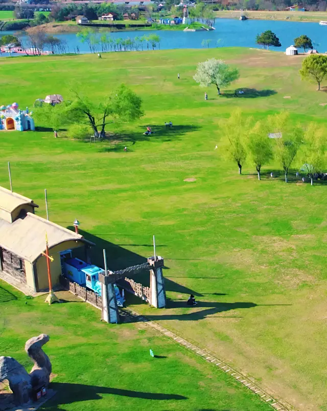 Wuhan's Nearby Summer Retreat - Mulan Cultural Tourism Zone