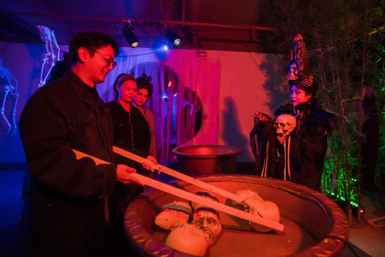 別等明年！太湖演藝城的中式萬聖尾巴抓牢了