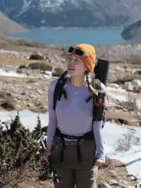 川西雪山整活，吃了牦牛肉，單穿一件是否抗凍