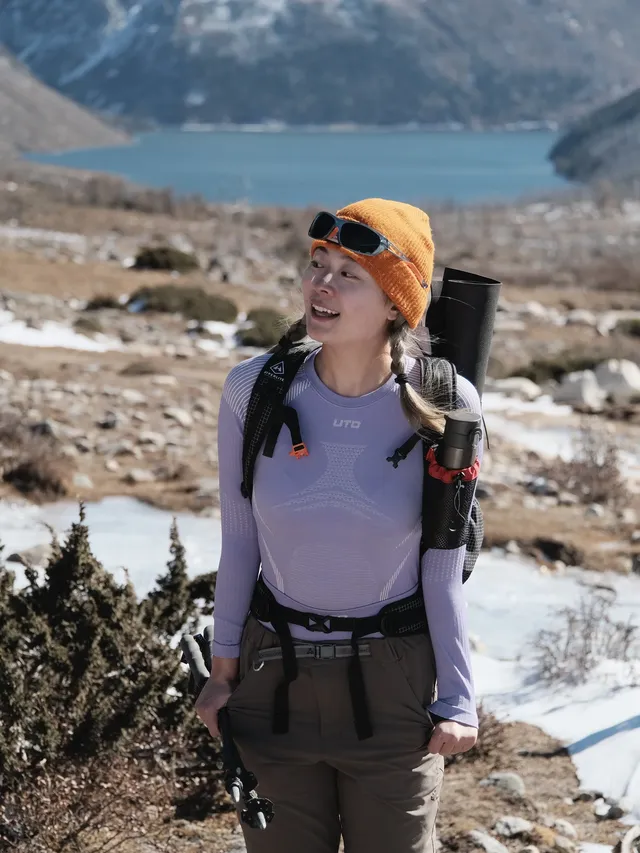 川西雪山整活，吃了牦牛肉，單穿一件是否抗凍