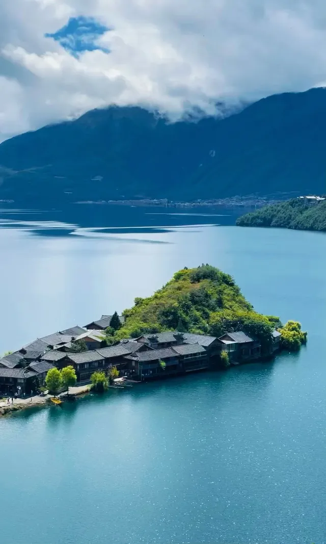邂逅里格半島，把我們的親子回憶泡在湖光裡