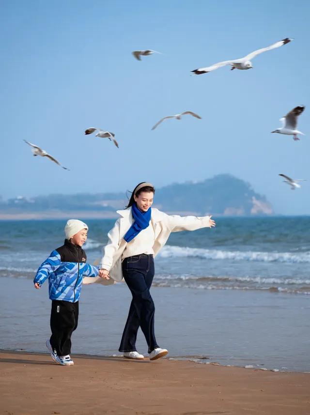 以為南京已經夠美了，直到我帶娃來了青島…..