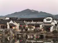 呈坎打卡|月下魚燈 徽州一夢