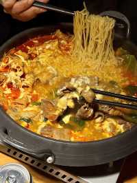 上海美食控必看！人生醬蟹+400g熟成肉部隊鍋太絕了