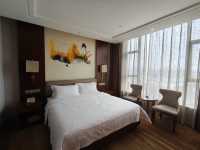 《深圳光影之旅:蔚徕酒店裡的都市詩意》