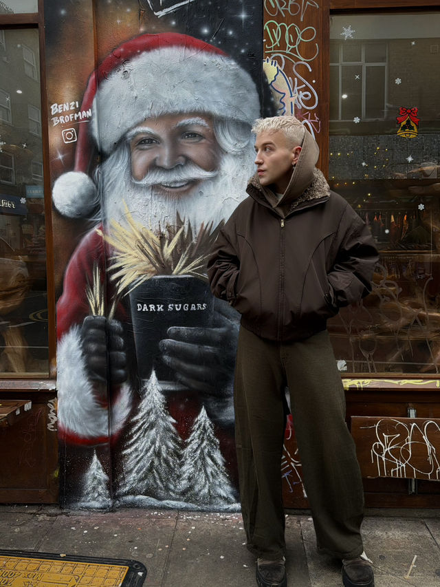 Christmas in London: Lights, Markets, and Timeless Streets ✨🎄