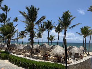 Exceptional Service and Memorable Vacation at Majestic Elegance