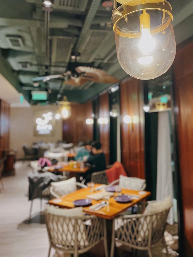連續1️⃣0️⃣年獲選”最佳食府”