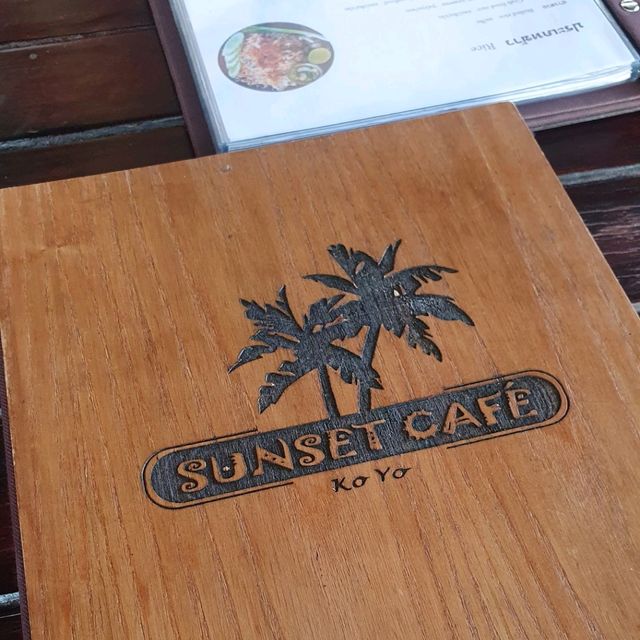 ชมวิวพระอาทิตย์ตกดิน @ Sunset Cafe เกาะยอ