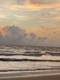 หาดในทอน กับมุมสะพานไม้ยอดฮิต