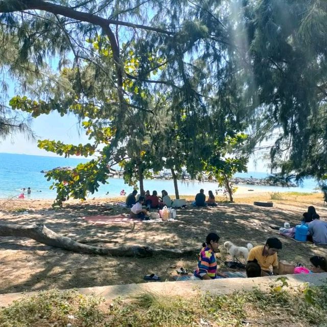 หาดแสงจันทร์ จ.ระยอง