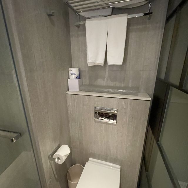 英皇駿景酒店