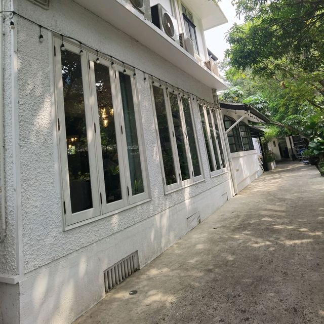 隱藏在曼谷CBD既花園～Baan Dusit Thani
