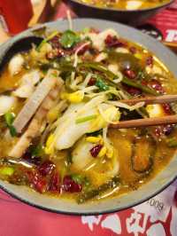 抵食麻香酸爽的酸菜魚SET LUNCH