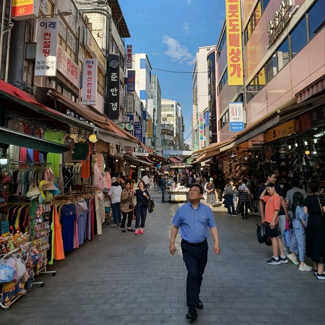 Shopping At Namdaemun Market 