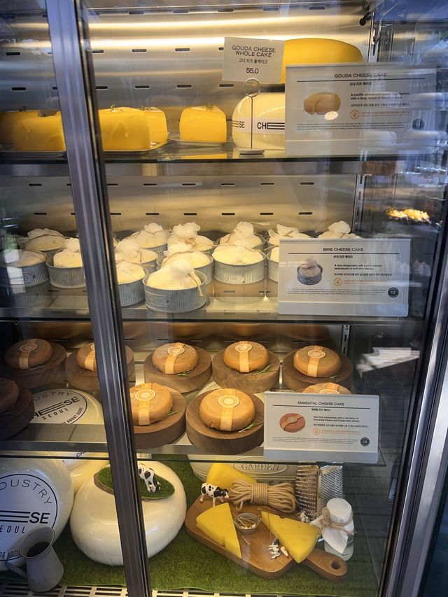 韓国/ソウル【益善洞】牧場をイメージした世界観がとってもかわいいカフェ🐄🧀