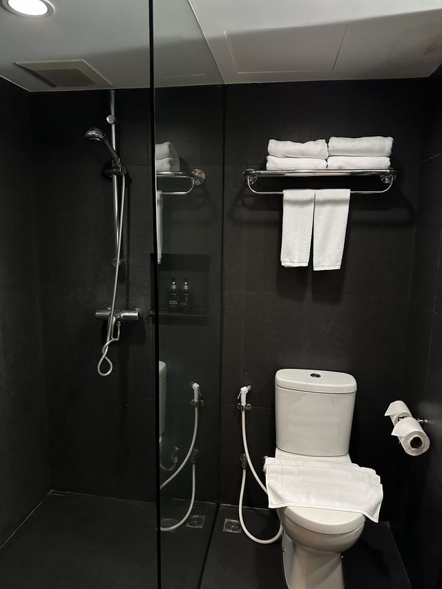 Bangkok | convenient hotel near Asok station😍