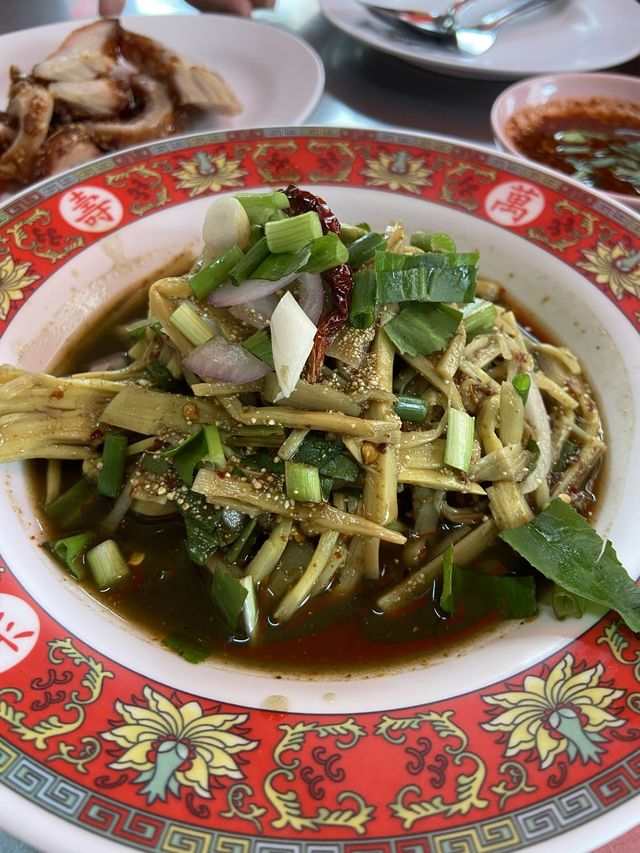 มองหาที่เที่ยวอาหารอร่อยต้องอย่าพลาดเยาวราช