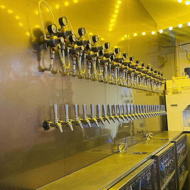 🍺🍺The Madhouse CWB | Taproom • Kitchen