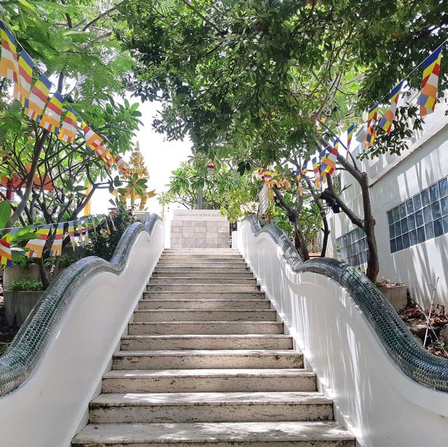 วัดเขาสนามชัย จุดชมวิวเมืองหัวหิน วิวหลักล้าน