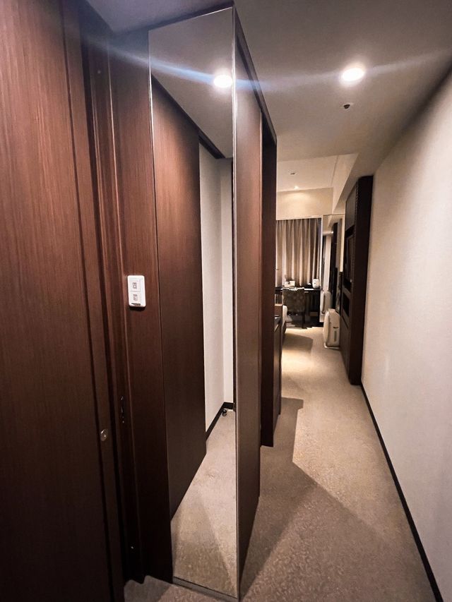 入住購物地區銀座索拉里亞西鐵飯店🏨