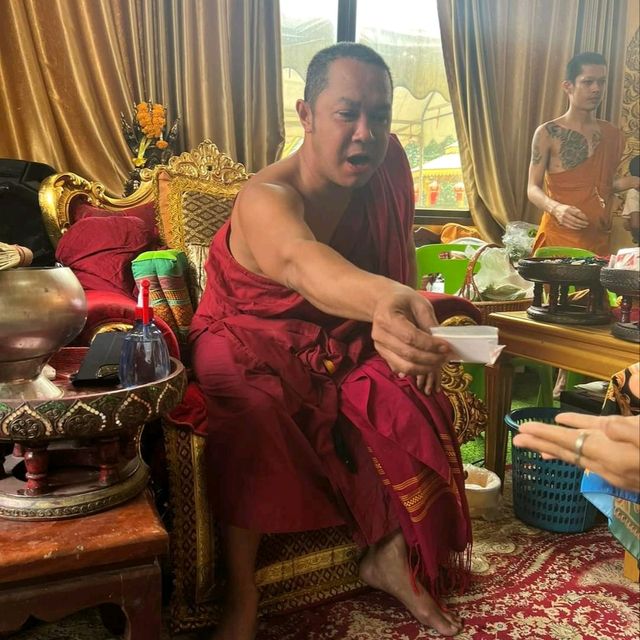 ไหว้พระนครชัยศรีกันคร้าาา
