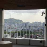 남산타워 뷰를 볼 수 있는 테르트르 카페