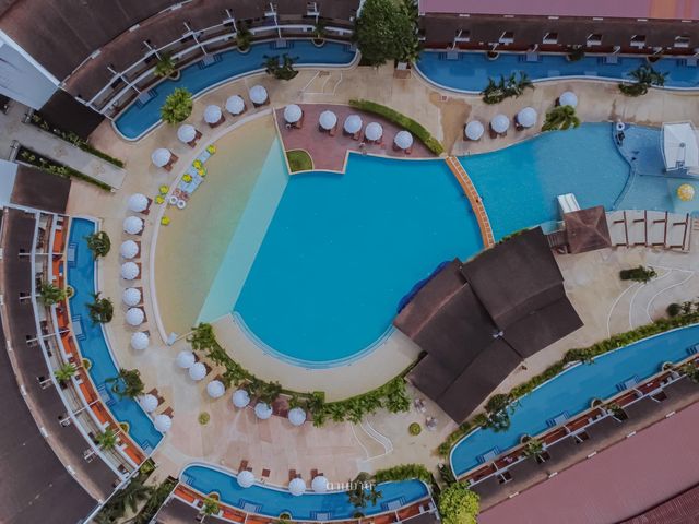 Arinara Beach Resort Phuket 🌿