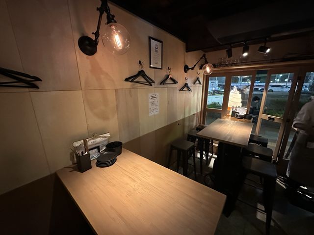 札幌・すすきの。テイクアウトで楽しむ『Kai Shaburi jiji』の濃厚ソフトクリーム