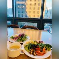 Fairfield by Marriott Seoul 連住三晚連早餐30萬韓元，附近有樂天百貨和餐廳