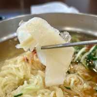 【韓国釜山・海雲台】小麦粉で作った冷麺のような釜山名物ミルミョン「海雲台ミルミョン専門店」