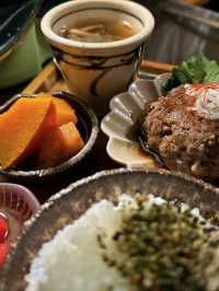走進時光隧道的Cafe