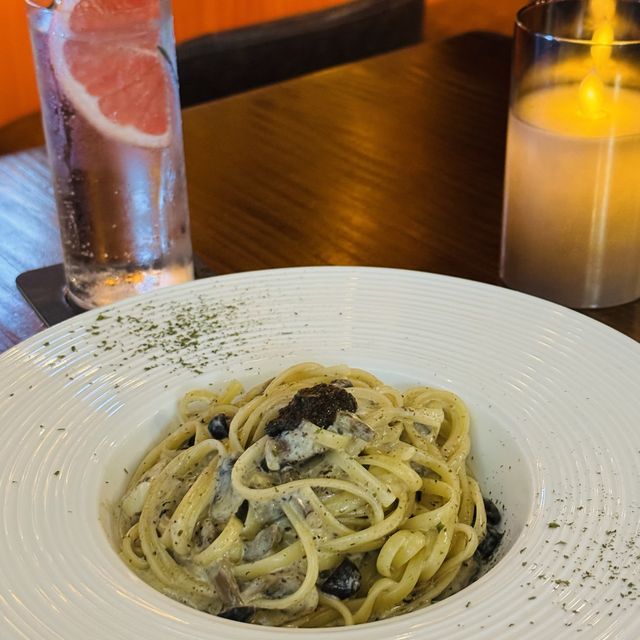 🍹The Wall Street Bar & Lounge🍽️