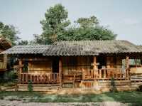แนะนำที่พักนักเดินทาง ป่าสนวัดจันทร์ : ซว่าโฮลเทล