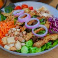 คาเฟ่มินิมอล มีน้องปลาคาร์ป