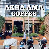 AKA AMA COFFEE (พระสิงห์)