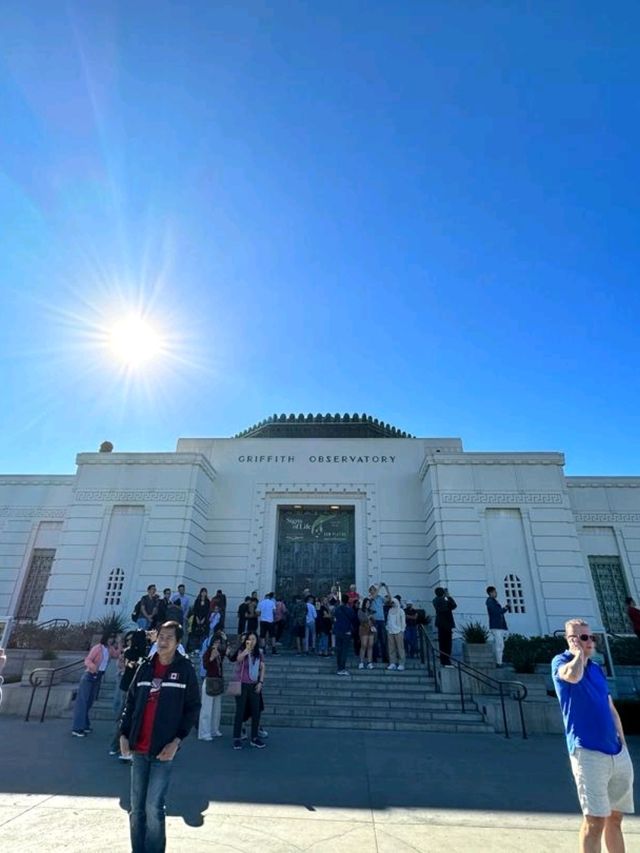 #WinHKFlight Visit the LA Observatory