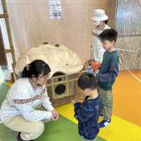 【 從小教導孩子用正確態度去守護海洋生物 】