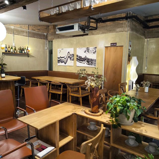 Fringe Cafe and Restaurant 