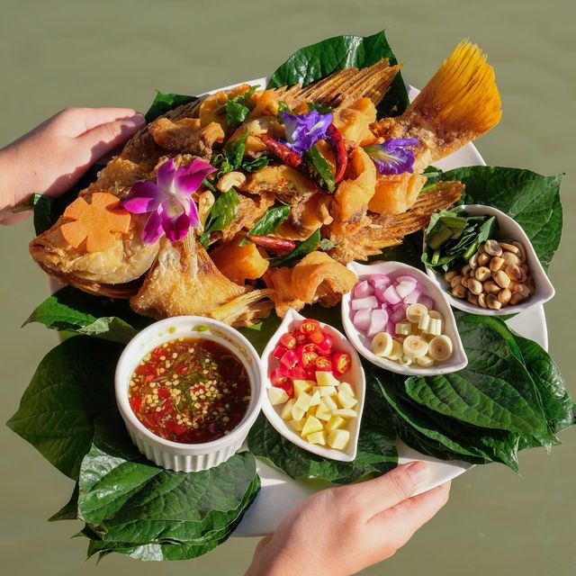 แซ่บบ้านสวนคาเฟ่ แซ่บบ้านสวนคาเฟ่