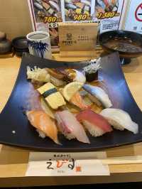 【神戸三宮】サービス握り10貫980円赤だし付