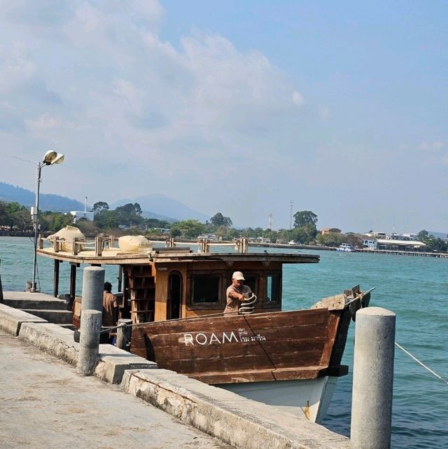 ล่องเรือดินเนอร์ที่ทะเลระยอง