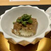 【大阪・北浜】料理と和食器のトータルコーディネート「きたはま 雅楽」