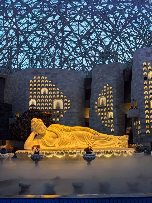 Nirvana State of Sakyamuni in Nanjing