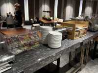 世界を旅する旅人のオアシス：Plaza Premium Lounge 環亞機場貴賓室
