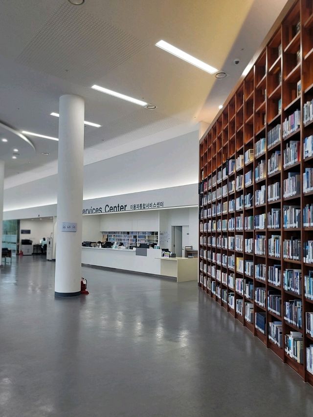 이런곳은 부산밖에 없을 뷰맛집 해양도서관📚