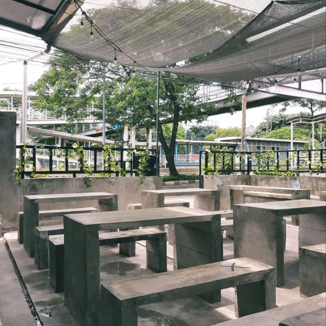 ONE OF THE COFFEE SHOPS NEAR A TRANSJAKARTA BUS STOP